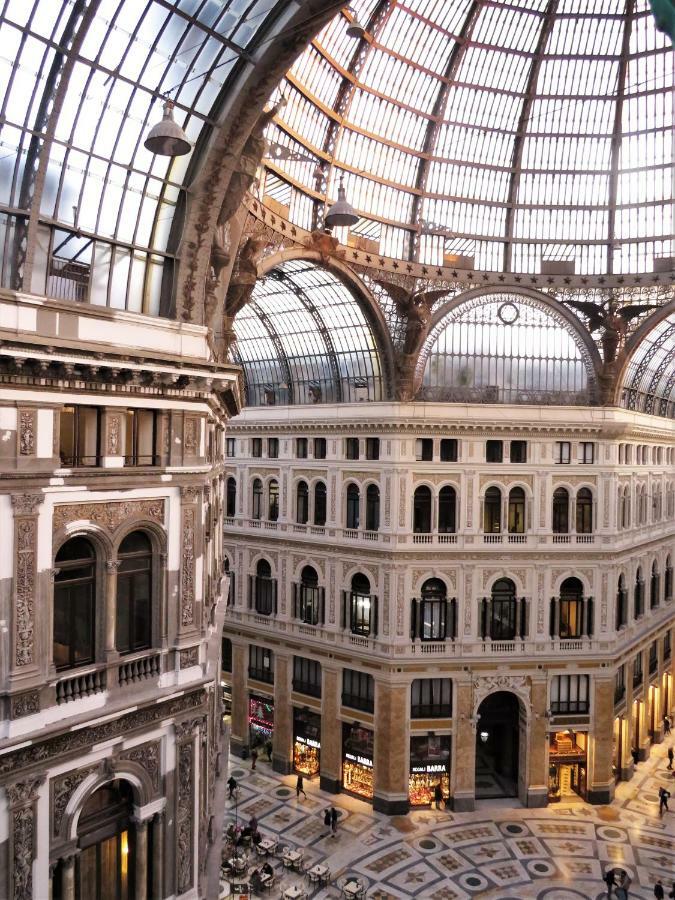 Domus Sibyllina, Galleria Umberto I Neapel Exteriör bild